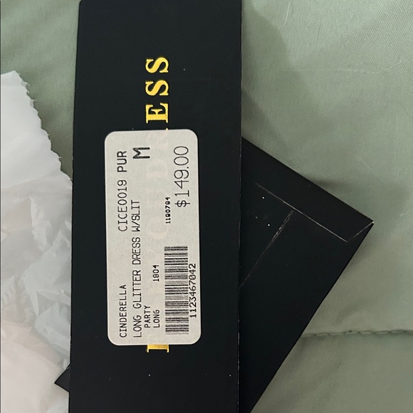 Elegant Sparkling Gown - Picture 3 of 3